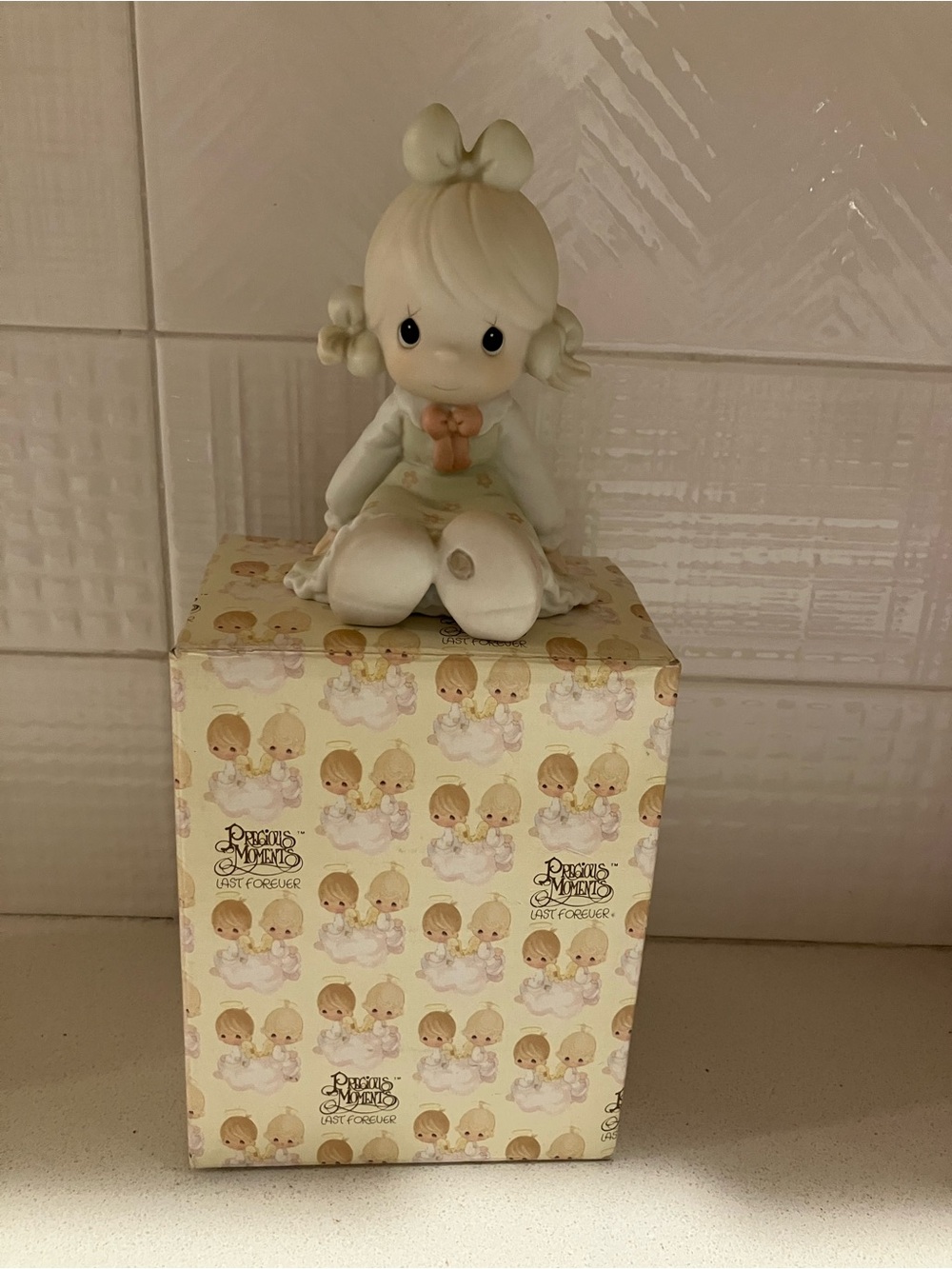 Vintage Precious Moments Cream and Pastel Girl Figurine with Peach Bow and box